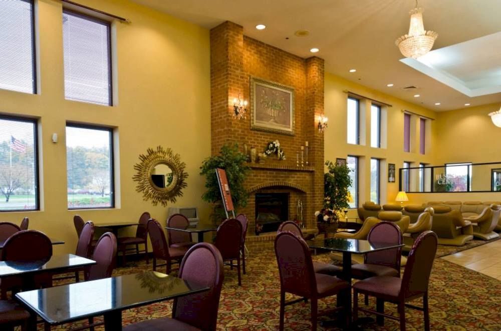 Comfort Suites Hagerstown Exterior photo